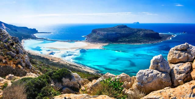 Kreta z jakim biurem podróży? Odkryj najlepsze oferty dla Polaków