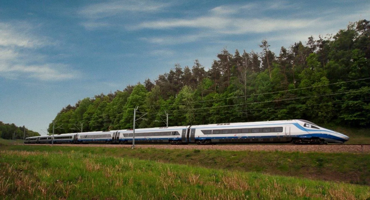 Na co jeżdżą pociągi? Odkryj tajemnice napędu kolejowego